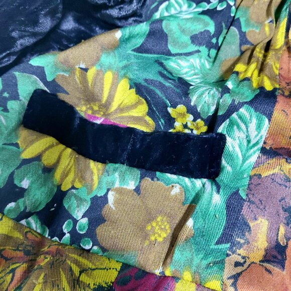 Vintage Multi Color Floral Yellow Velvet Blazer and Black Lapel - Picture 6 of 6